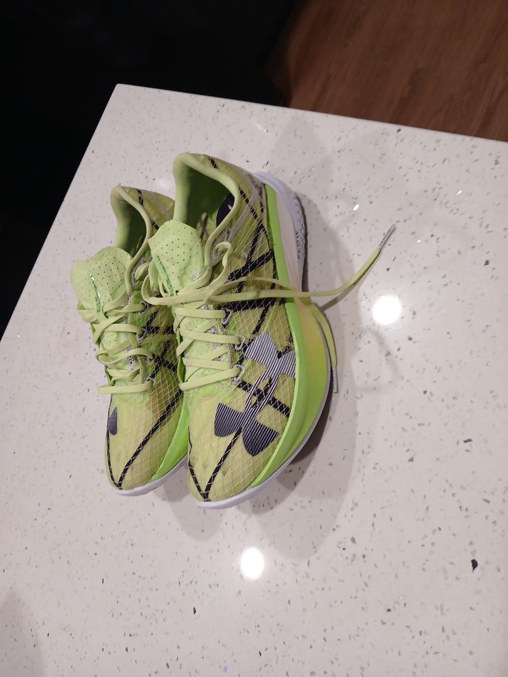 Size M9/ W10.5 - Under Armour Flow Velociti Elite 2 Morph Green